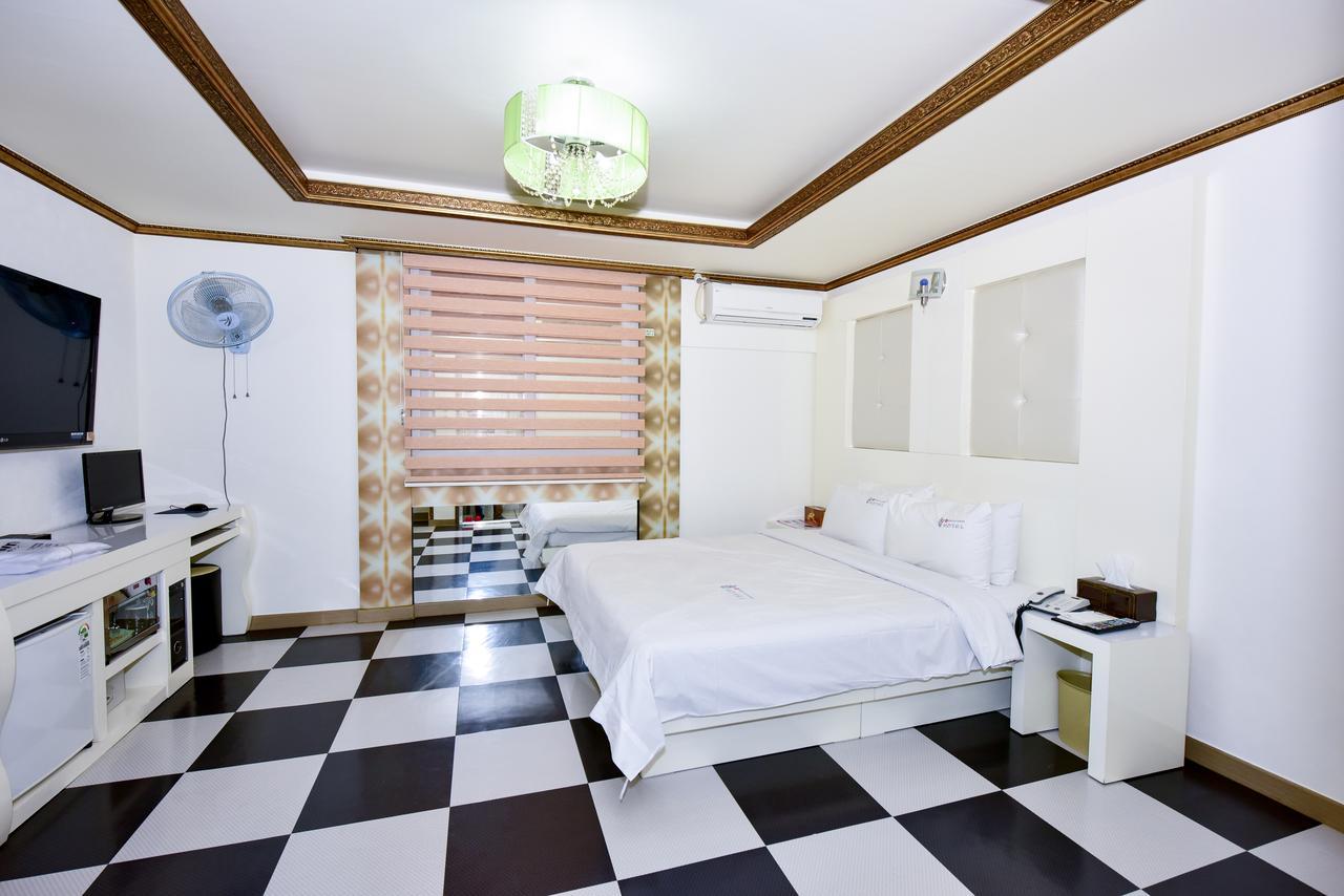 Gwangju Queen Hotel Gwangju Metropolitan City Zewnętrze zdjęcie